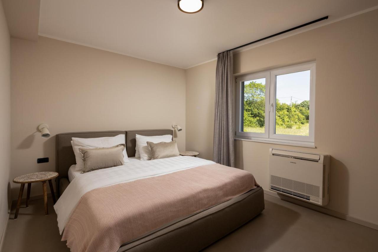 3 Luxury Bedroom Apartment Emma Sinj Exteriör bild